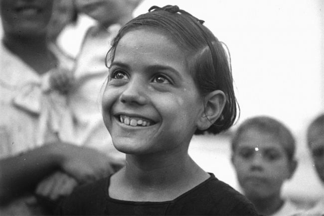 la-mirada-de-kati-horna-en-andana-fotografia